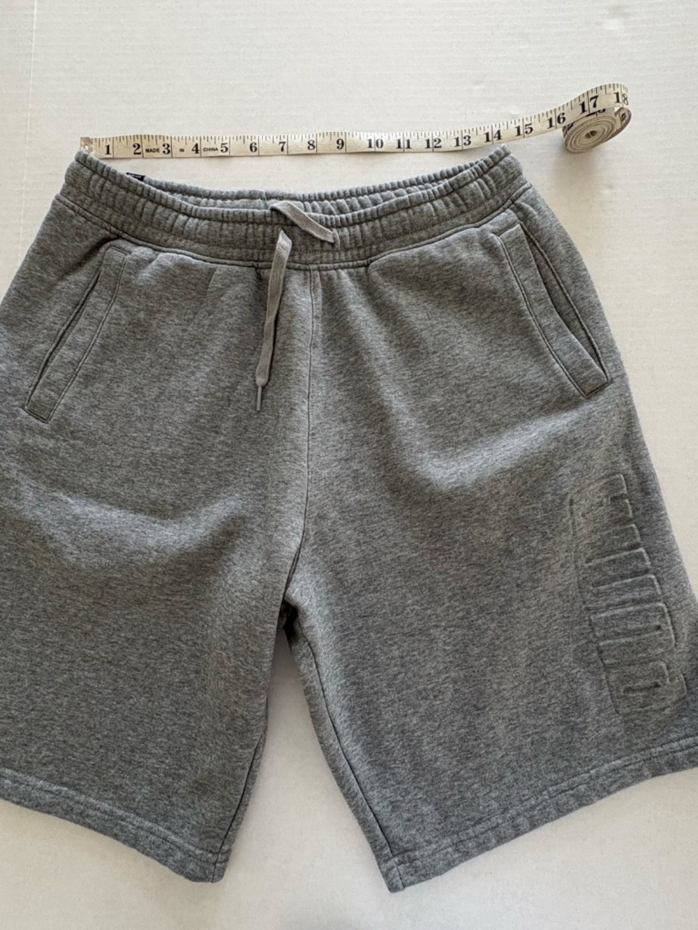 PUMA Men's Heather Athletic Fleece Short - Size M. - Picture 9 of 11